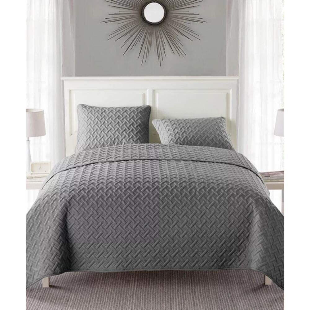 VCNY Home Nina Embossed 3-Pc.Quilt Set, Full/Queen